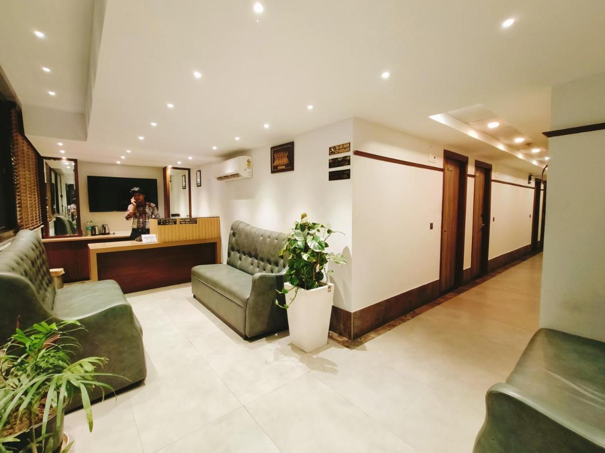 Aura Rooms 데라둔 외부 사진